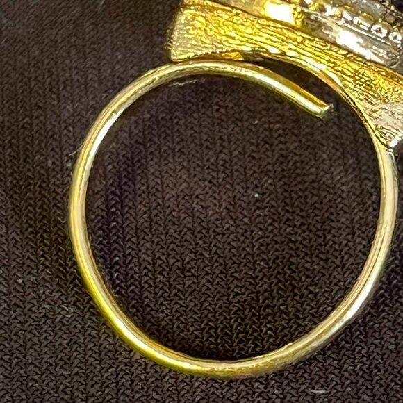 Vintage Sarah Coventry Ruby Red Cocktail Ring – ©SARAH Hallmark – Adjustable - Picture 10 of 10